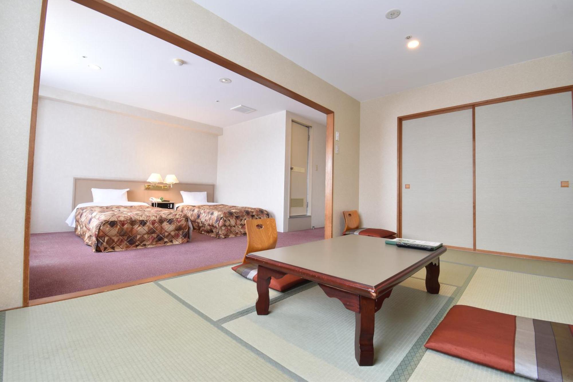 Biei Shirogane Onsen Hotel Park Hills الغرفة الصورة